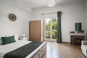 The Springfield Corner Apartments by Konnect