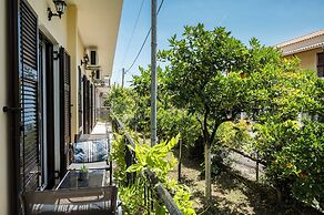 The Springfield Corner Apartments by Konnect