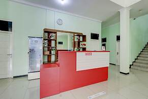 Capital O 90709 Djati Guest House