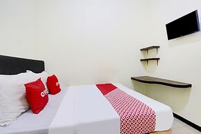 Capital O 90709 Djati Guest House