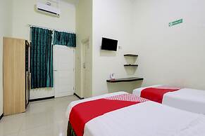 Capital O 90709 Djati Guest House