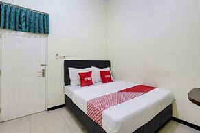 Capital O 90709 Djati Guest House