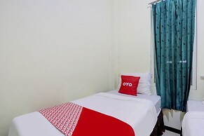 Capital O 90709 Djati Guest House