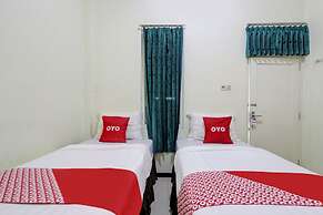 Capital O 90709 Djati Guest House