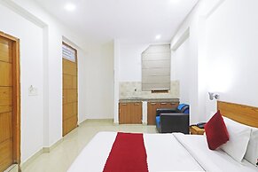 Mauryan Elite Hotel Chhatarpur Metro Station