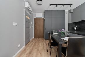 Gwiaździsta Apartment Wrocław by Renters