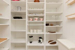 Św. Urszuli Ledóchowskiej 5A by Renters