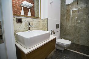 Lakeside Hotel & Spa