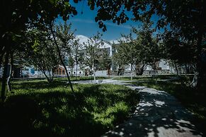 Lakeside Hotel & Spa