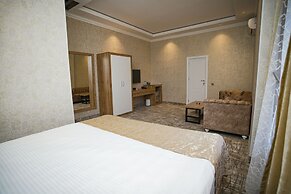 Lakeside Hotel & Spa