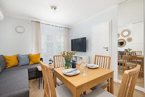 Apartment Maczka With Parking by Renters