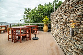 OSSANZAIA BILENE LODGE