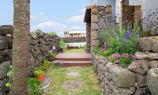 Jeju Nuecurry Pension