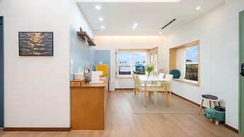 Jeju Nuecurry Pension