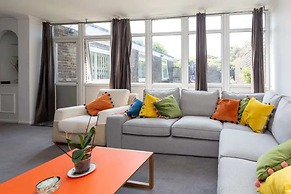 Spacious & Welcoming 4BD House - Kennington