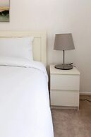 Spacious & Welcoming 4BD House - Kennington