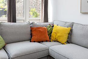 Spacious & Welcoming 4BD House - Kennington