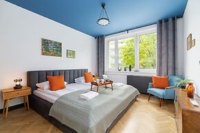 Krasickiego Apartment Cracow by Renters