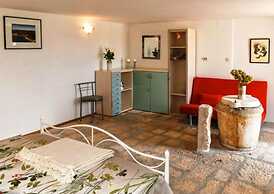 Mari 1 - With Pool - H