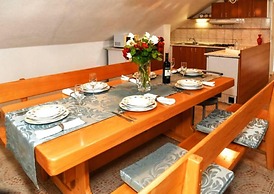 Mari 1 - With Pool - H