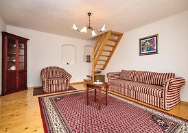 Mari 1 - With Pool - H