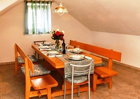 Mari 1 - With Pool - H