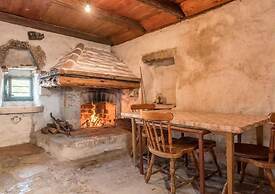 Mari 1 - With Pool - H