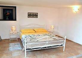 Mari 1 - With Pool - H