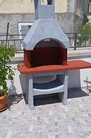 Rose - Central With Large Terrace and BBQ - A1