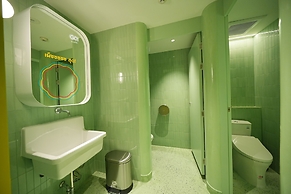 GO Hotel Chonburi at Central Chonburi