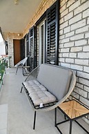 Val - 300 m to the Beach - A2