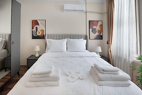 Gorgeous Central 1BR Apt near Galataport