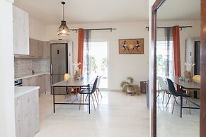 Spacious 2 level Brand New apt GTD3194