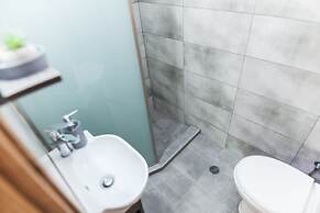 Spacious 2 level Brand New apt GTD3194