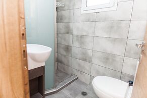 Spacious 2 level Brand New apt GTD3194