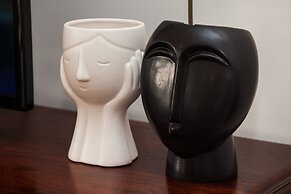 Spacious 2 level Brand New apt GTD3194