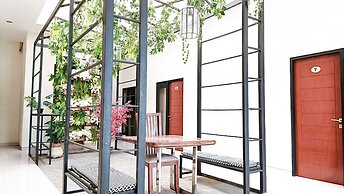 Casa TS 16 Guest House by Pesen Kamar