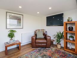 Riverview @ 1 Brunel View