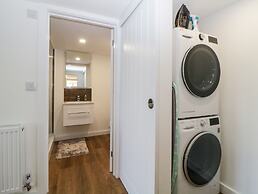 Riverview @ 1 Brunel View