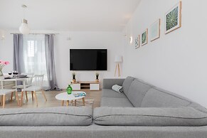 Apartment Garnizon & Parking by Renters