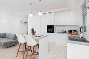 Apartment Garnizon & Parking by Renters