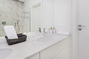 Apartment Garnizon & Parking by Renters