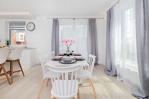 Apartment Garnizon & Parking by Renters