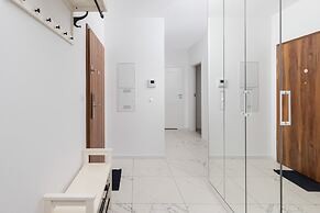 Apartment Garnizon & Parking by Renters