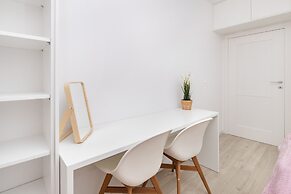 Apartment Garnizon & Parking by Renters