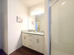 Disney Vacation Beautiful 4 Bd Home 4 Bedroom Home by RedAwning