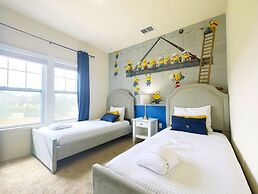 Disney Vacation Beautiful 4 Bd Home 4 Bedroom Home by RedAwning