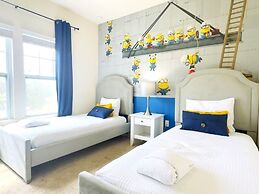 Disney Vacation Beautiful 4 Bd Home 4 Bedroom Home by RedAwning