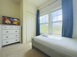 Disney Vacation Beautiful 4 Bd Home 4 Bedroom Home by RedAwning