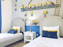 Disney Vacation Beautiful 4 Bd Home 4 Bedroom Home by RedAwning